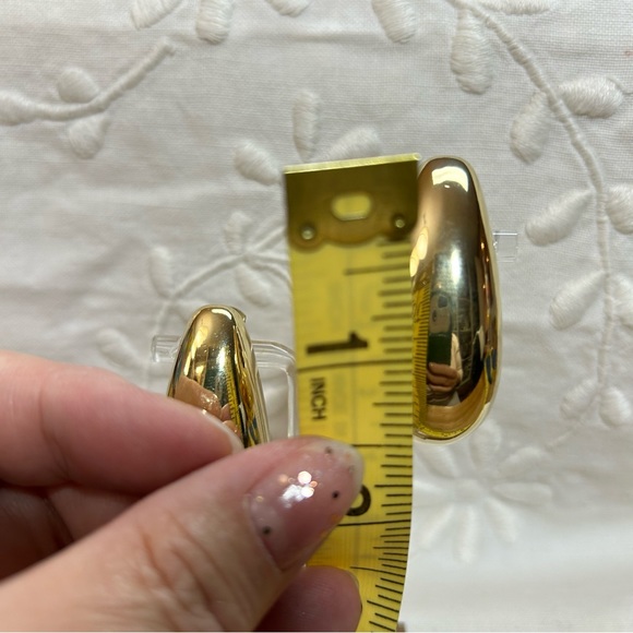 VERY TRENDY VINTAGE 80’s TEAR DROP EARRINGS - Picture 6 of 8